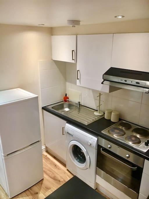 One Bedroom Flat In Central Лондон Екстер'єр фото